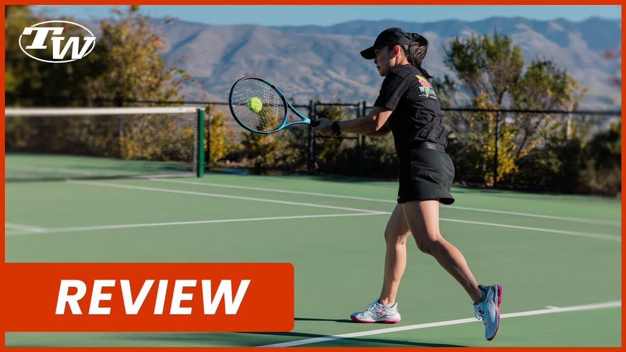 Why we love the Babolat Pure Drive 98 tennis racquet: spin, power & precision! Here's our review!